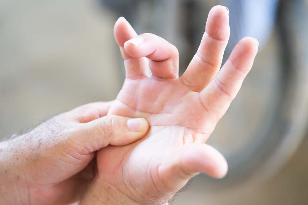 Can-I-Have-Trigger-Finger-After-a-Car-Accident
